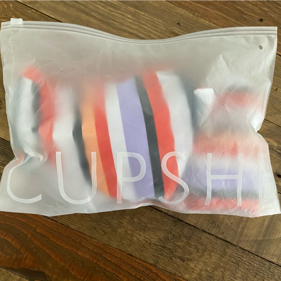 CUPSHE high-waisted two piece bikini. - Picture 9 of 9